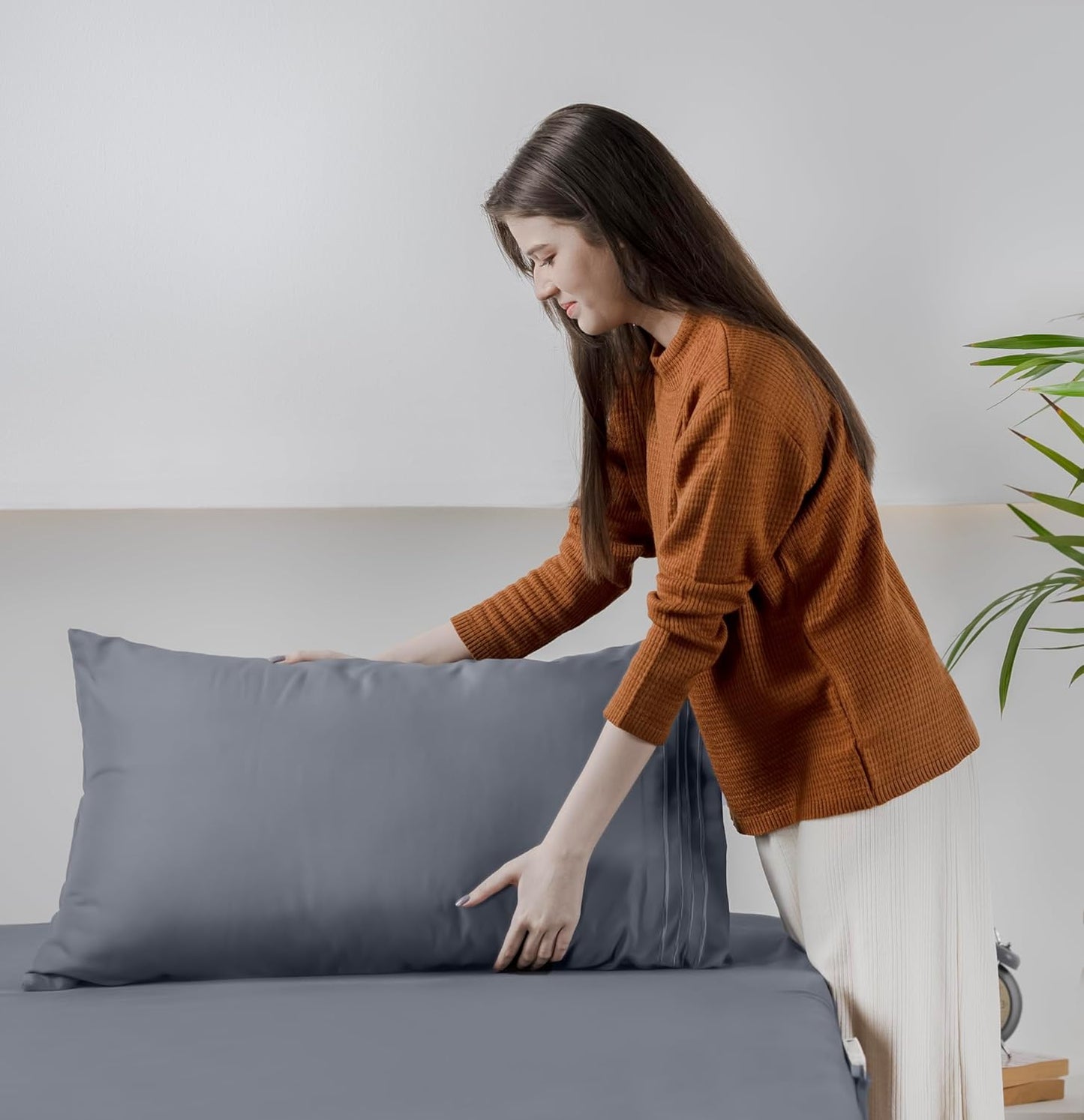 100% Viscose derived from Bamboo, Organically Grown, Buttery Soft, Cooling Sheets, High GSM, Deep Pockets - 4 Piece - 2 Pillowcases 1 Fitted 1 Top Sheet (Forest, Queen)